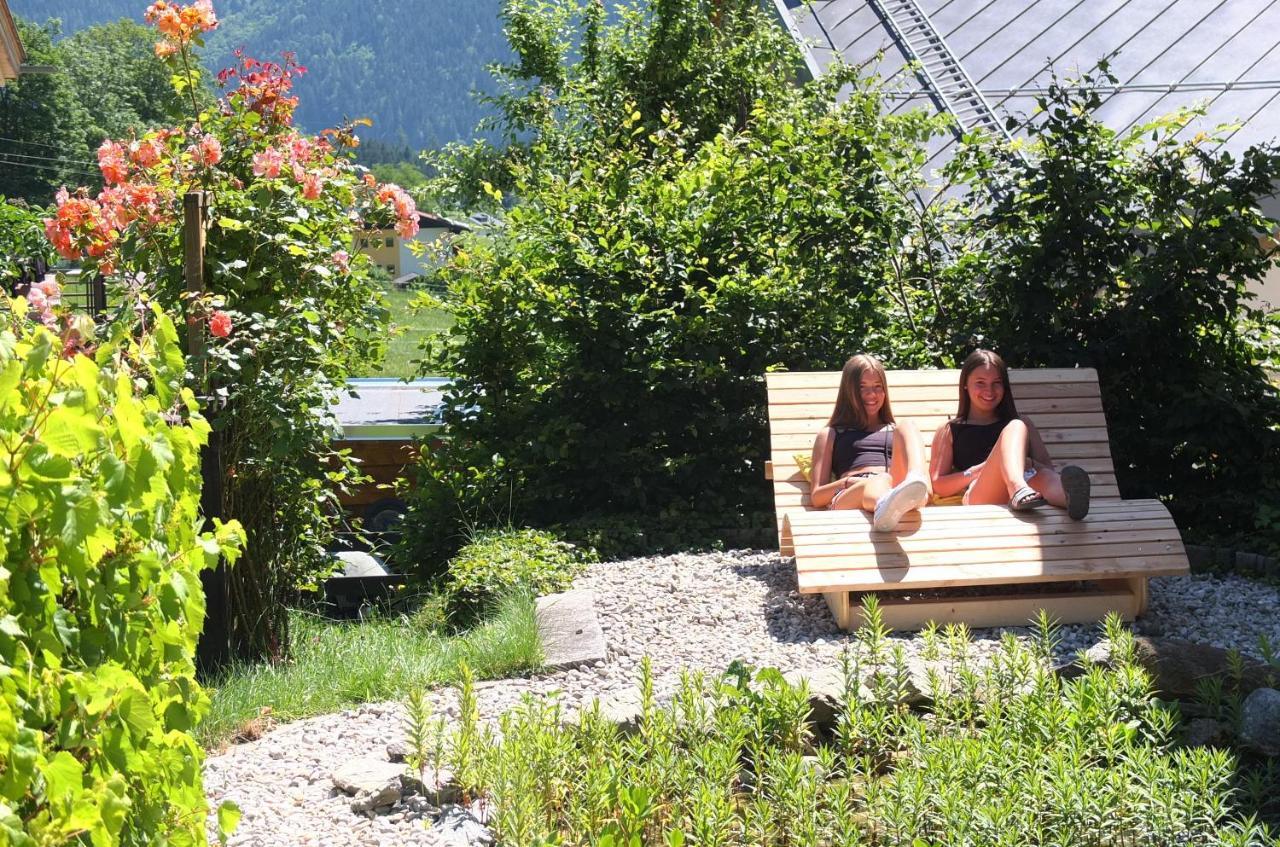 Penthousewohnung Mit Garten Sauna Pool Maishofen Exterior photo
